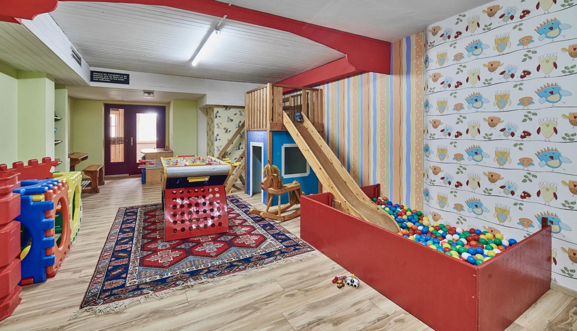Aktivhotel & Gasthof Schmelz Ihr Urlaubs Hotel In Inzell Mit Wellness Hallenbad, Alpensauna & Dampfbad Luaran gambar
