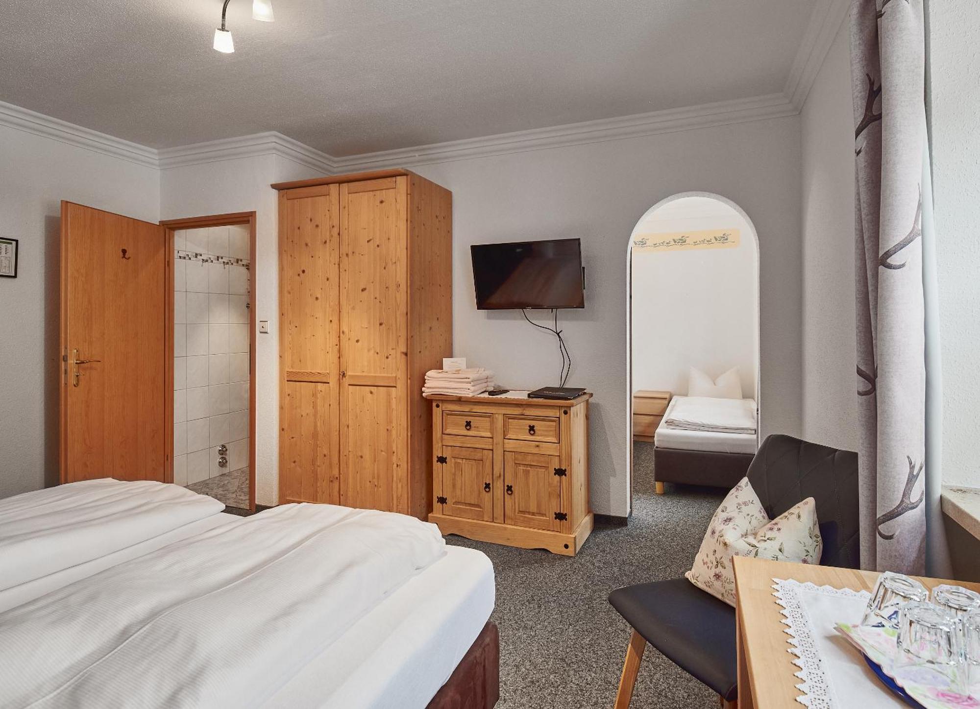 Aktivhotel & Gasthof Schmelz Ihr Urlaubs Hotel In Inzell Mit Wellness Hallenbad, Alpensauna & Dampfbad Luaran gambar