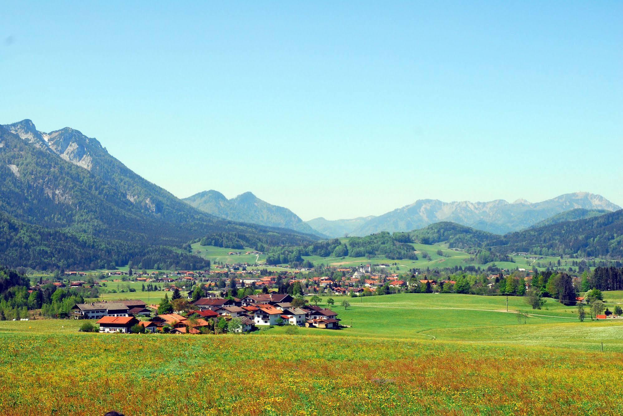 Aktivhotel & Gasthof Schmelz Ihr Urlaubs Hotel In Inzell Mit Wellness Hallenbad, Alpensauna & Dampfbad Luaran gambar
