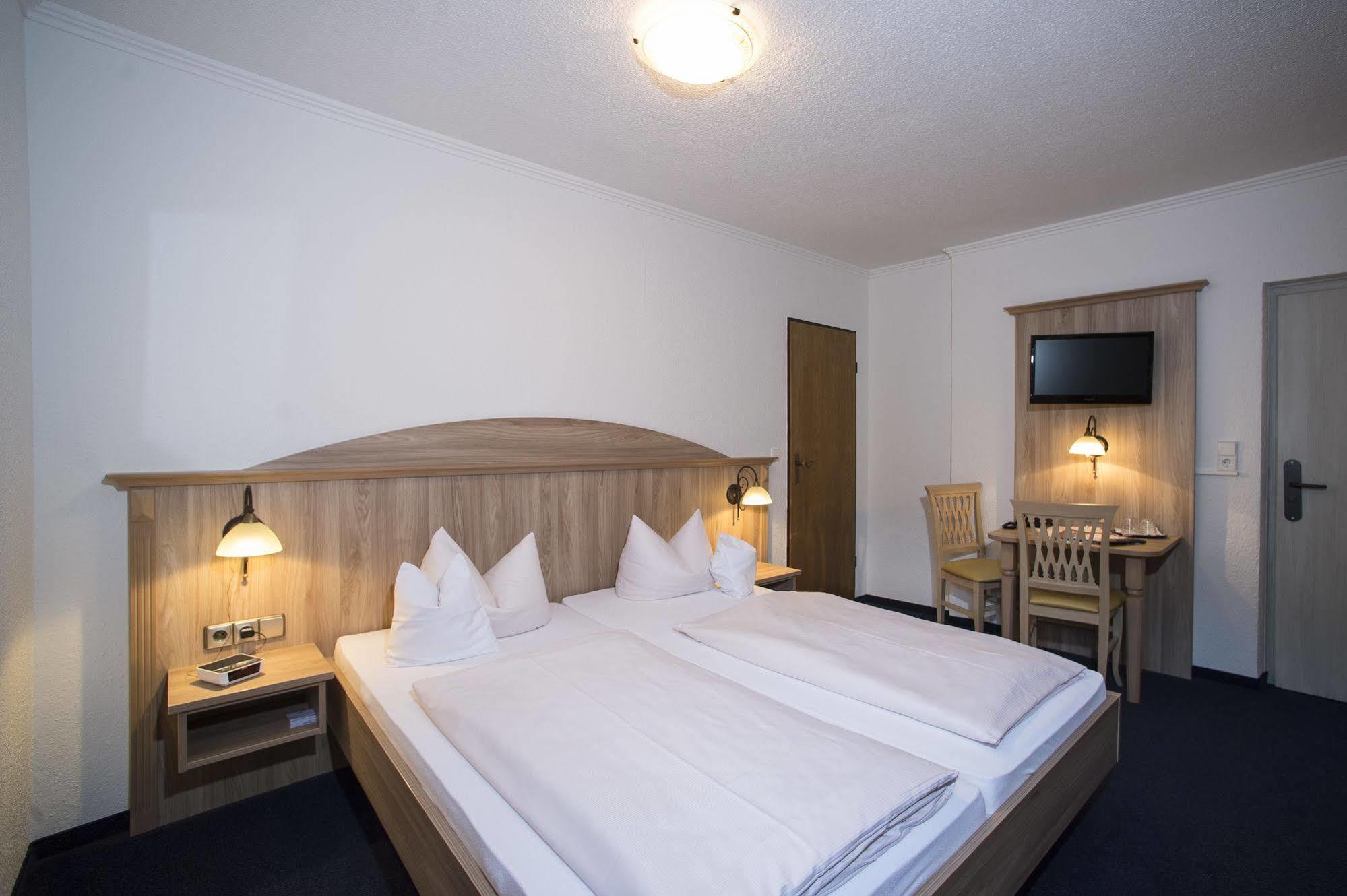 Aktivhotel & Gasthof Schmelz Ihr Urlaubs Hotel In Inzell Mit Wellness Hallenbad, Alpensauna & Dampfbad Luaran gambar